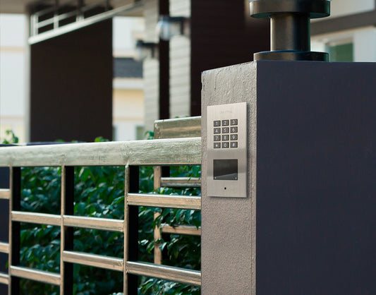 A1121 Flush-mount IP Access Control Device