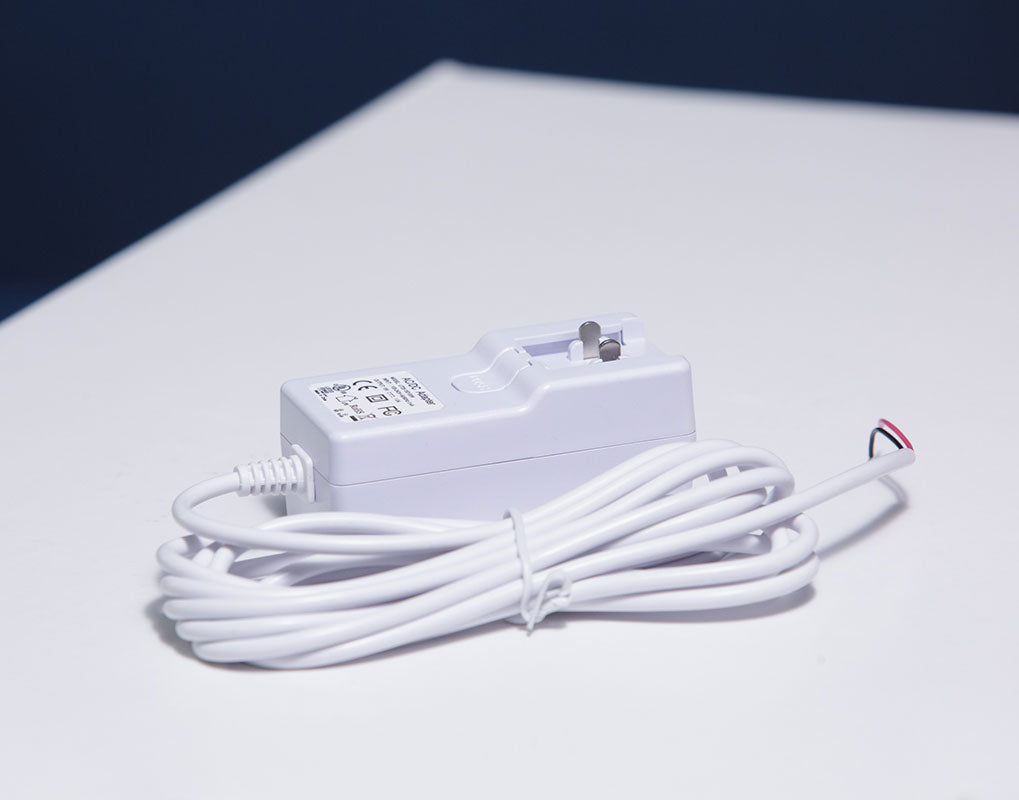 Power supply unit (mains adaptor) 15V